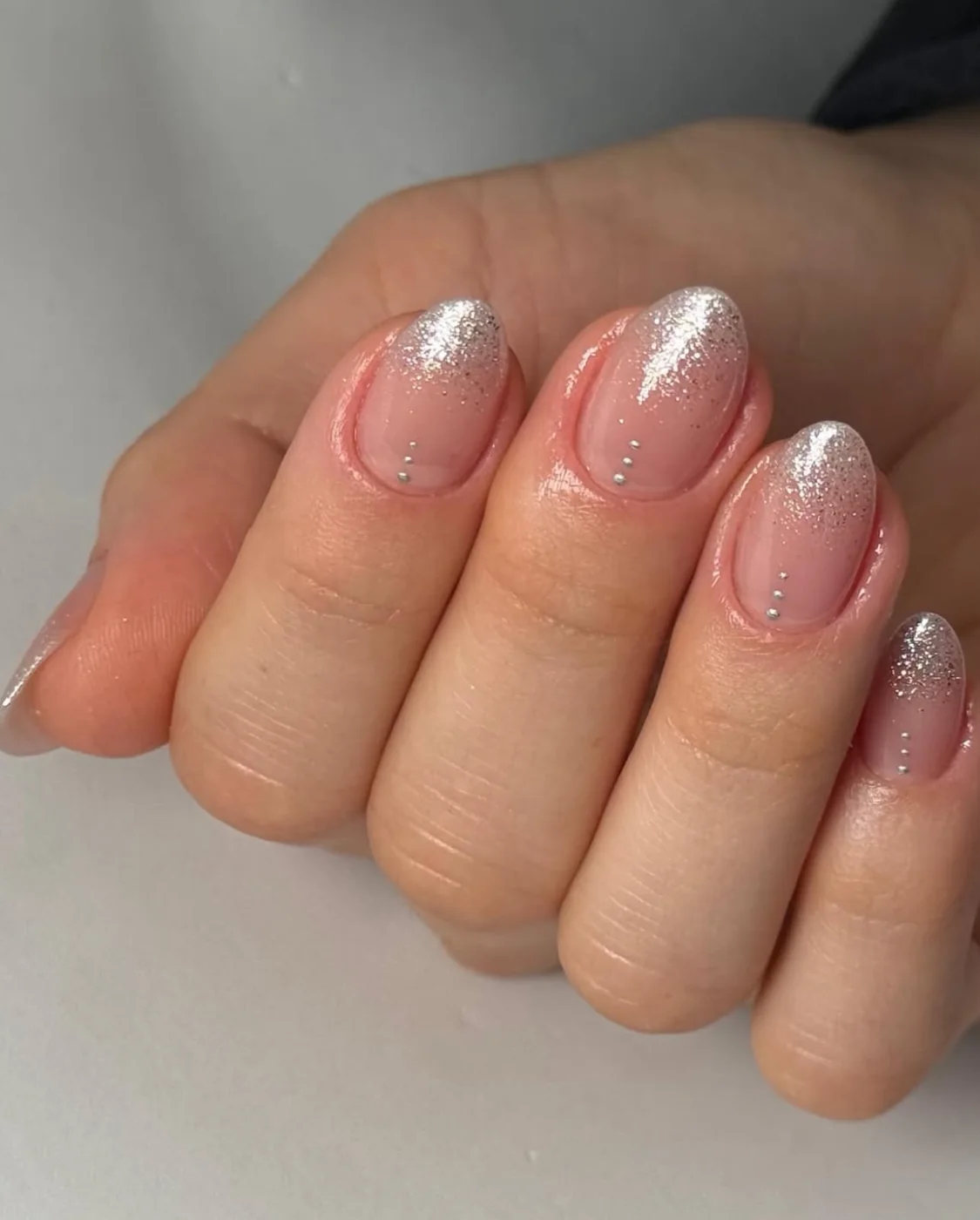 Resultado de manicure e unhas realizado pela equipe do Romana Hair Studio, resultado real da equipe Romana Hair Studio